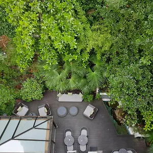 Garden-elysee Отель