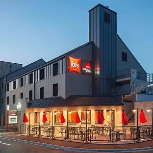 Ibis Pontorson Baie Du Mont Michel Сен-Жорж-де-Греень