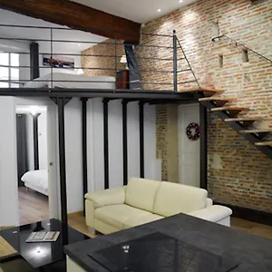 https://atout-carmes.midi-pyreneeshotels.com