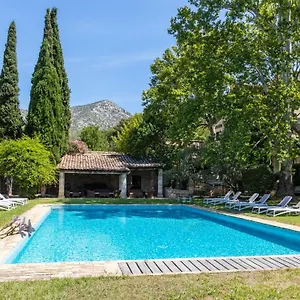 bastide-relais-magdeleine.fr-provencehotel.com/
