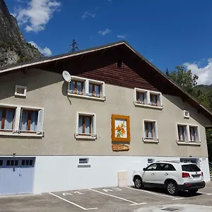 https://les-lys-oranges.hotels-rhonealpes.com